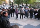 Gerry Leary talking with members of IBEW Local 2222